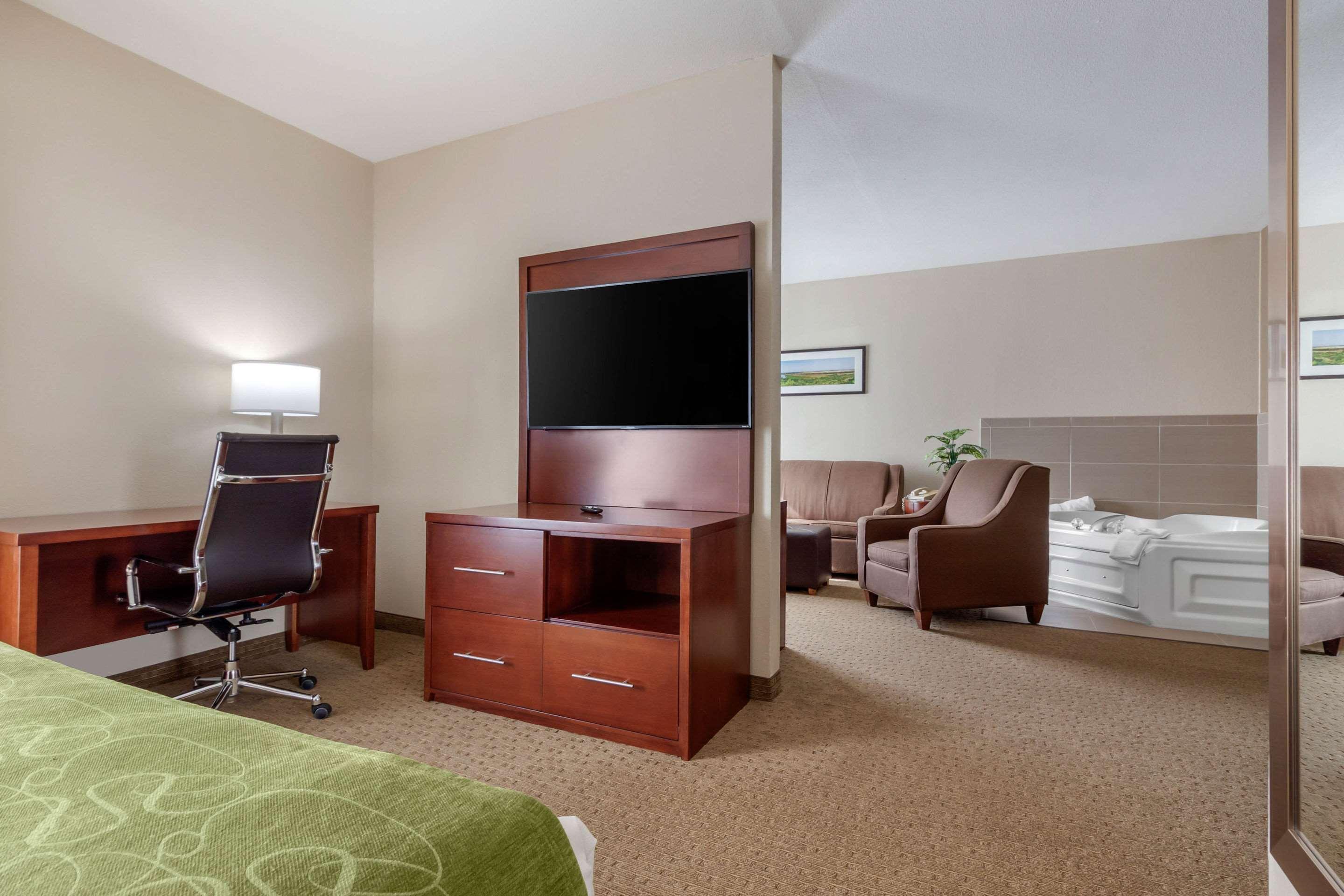 Comfort Suites Omaha East-Council Bluffs Eksteriør bilde
