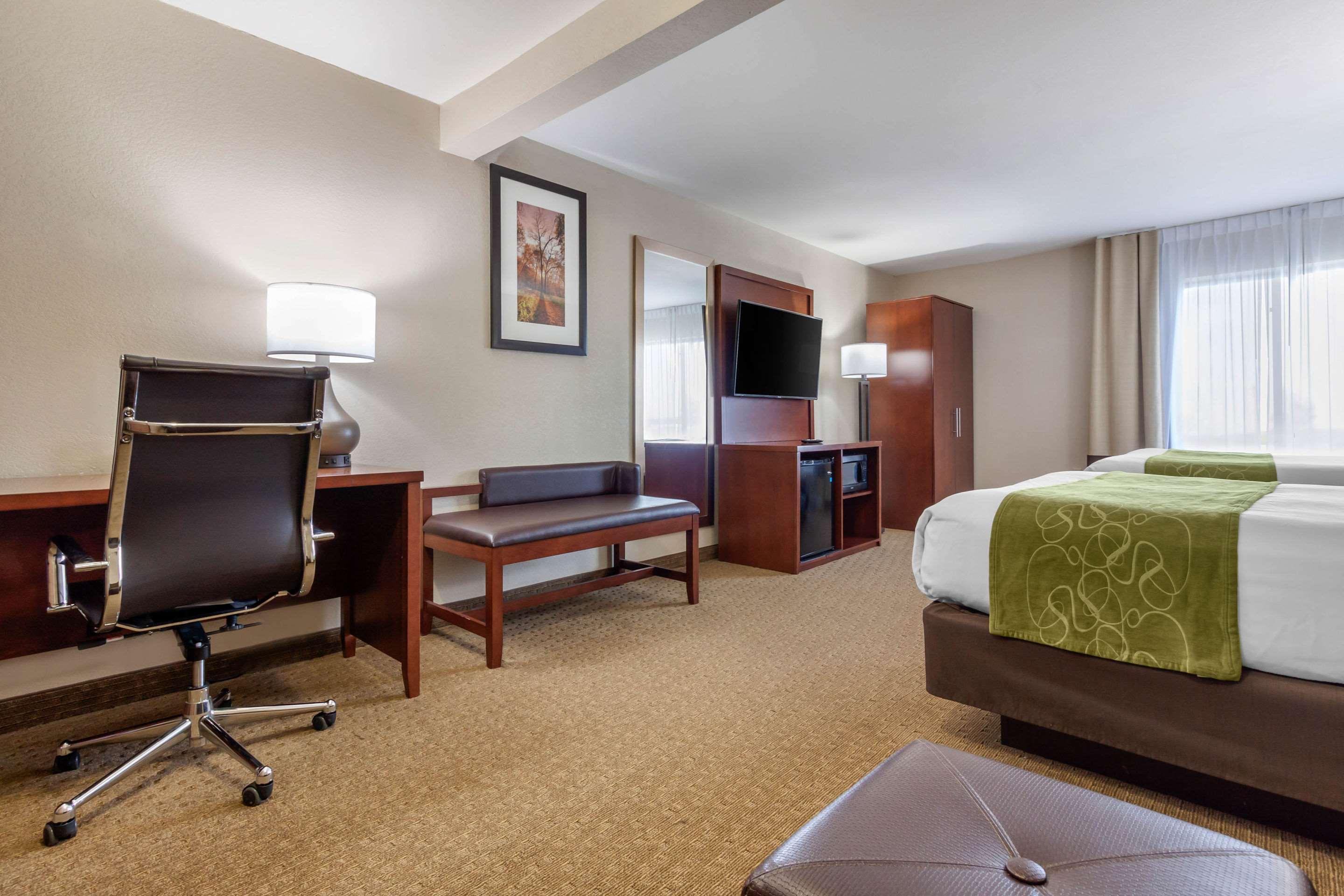 Comfort Suites Omaha East-Council Bluffs Eksteriør bilde