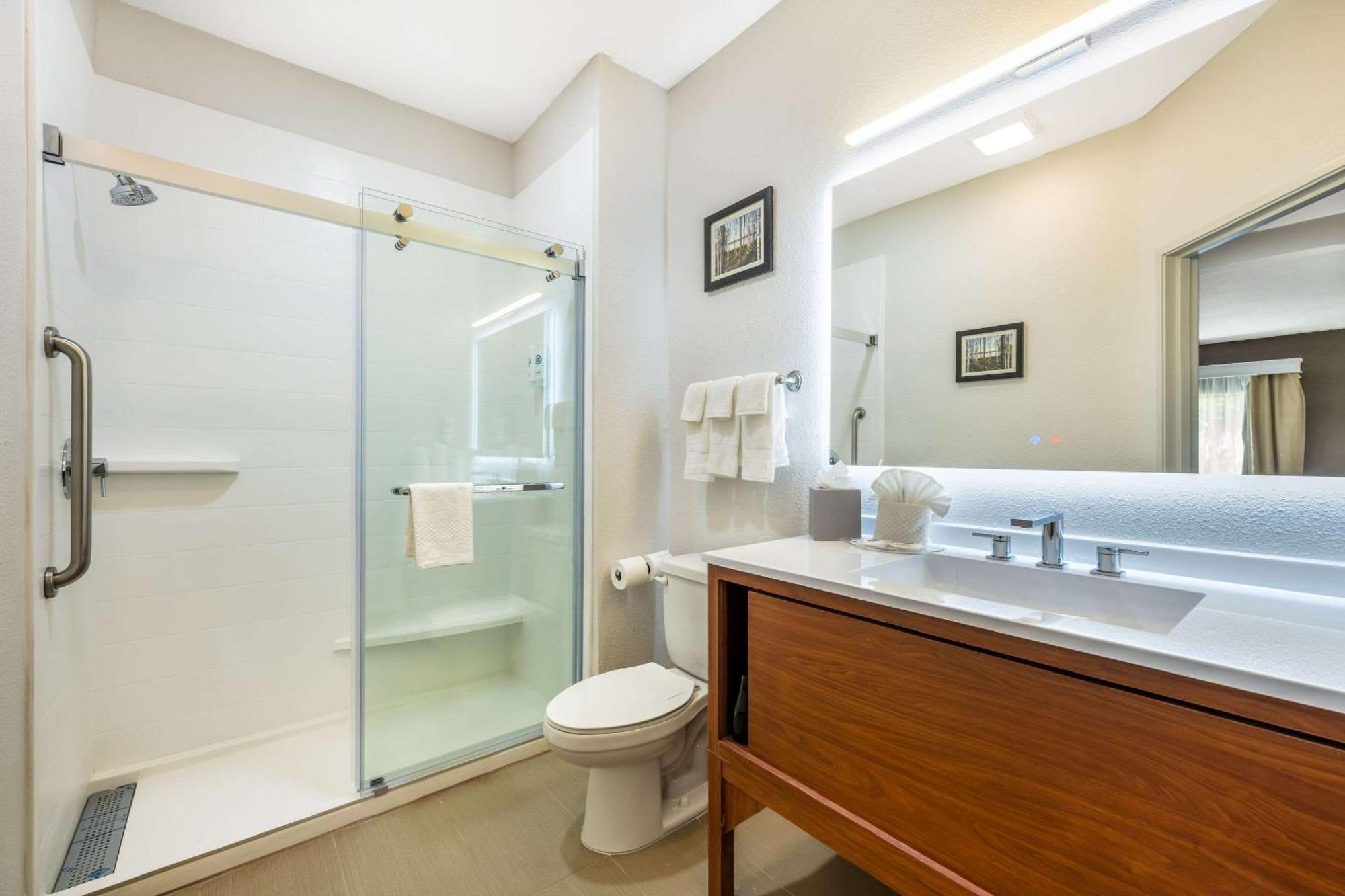 Comfort Suites Omaha East-Council Bluffs Eksteriør bilde